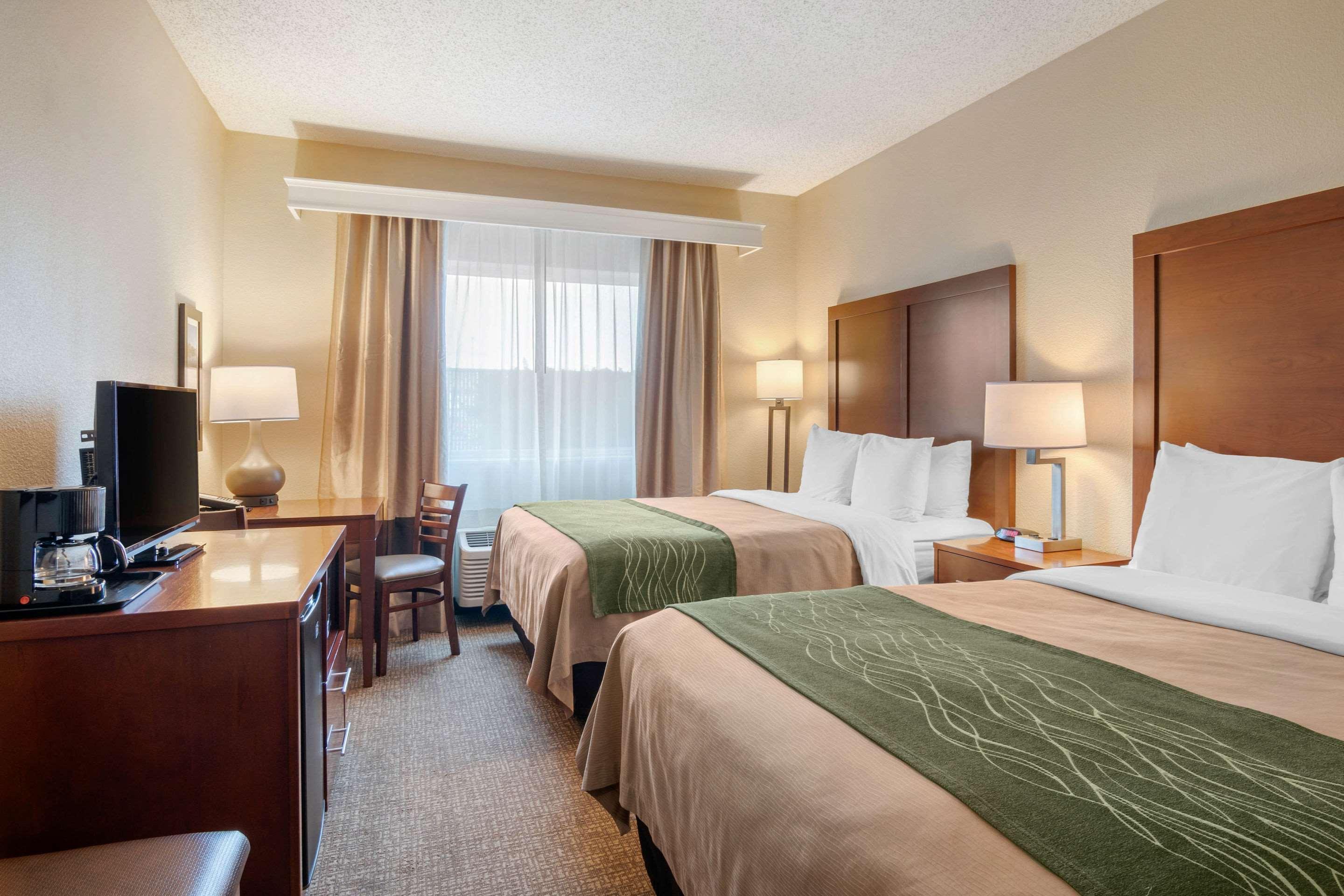 Comfort Inn Medford North Exterior photo